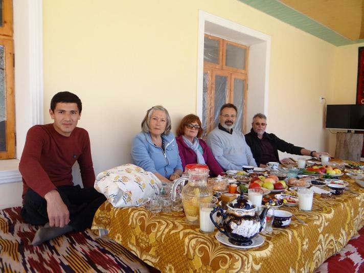 فندق Nozisayyoh بخارى المظهر الخارجي الصورة